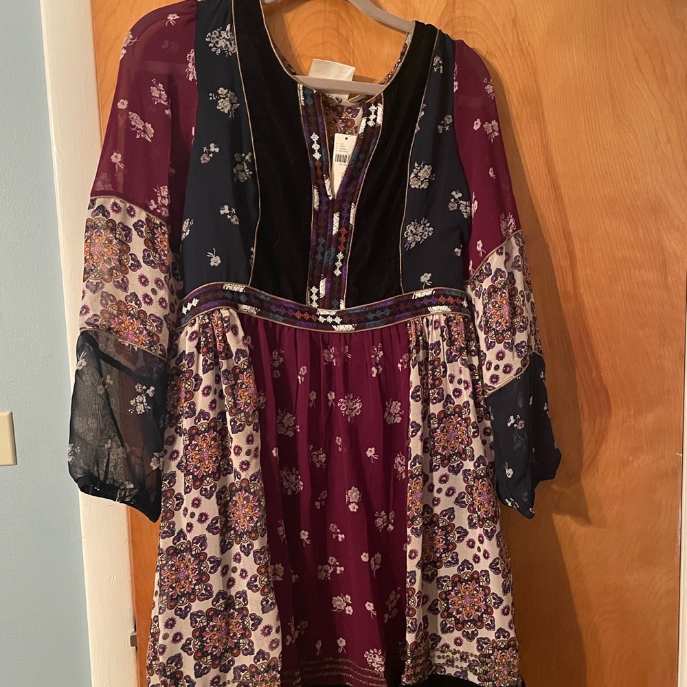 Beautiful NWT Anthropology Maeve mulitmaterial dress